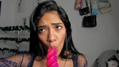 maya___1 public webcam profile photo 2