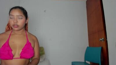 maya_graham_ public webcam profile photo 6