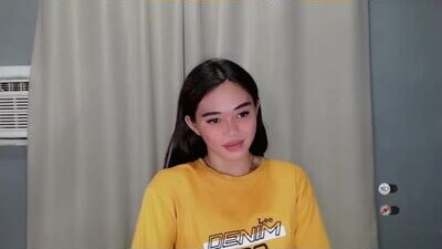 mayasally_ public webcam profile photo 5