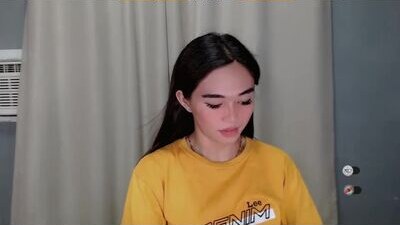 mayasally_ public webcam profile photo 8