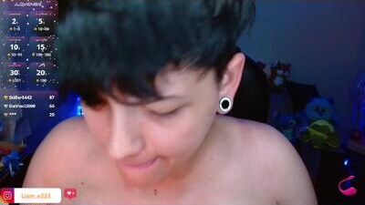 maylyy_kan public webcam profile photo 8