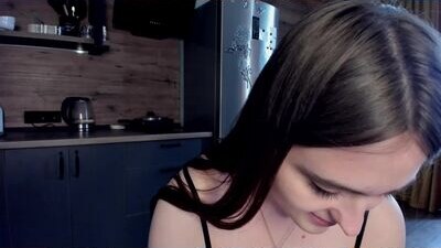 maymary_ public webcam profile photo 8