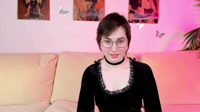 me1kosakine public webcam profile photo 4