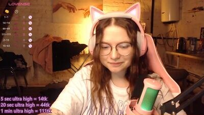 me_hanna public webcam profile photo 2