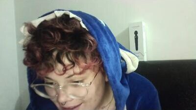 megan_coop3r_ public webcam profile photo 6