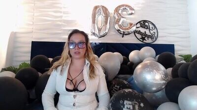 megan_holt6 public webcam profile photo 3