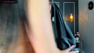 megan_macallan public webcam profile photo 8