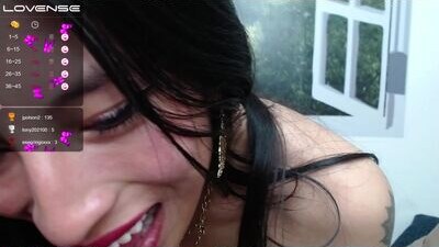megan_simmons public webcam profile photo 7