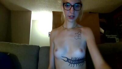 meganfrostt public webcam profile photo 3