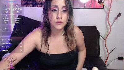 mel_raise public webcam profile photo 10
