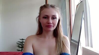 melani_a public webcam profile photo 2