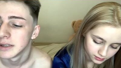 melaniekirk public webcam profile photo 10