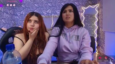 mellani_tay public webcam profile photo 3