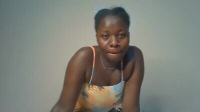 mellanin_pretty_ public webcam profile photo 4
