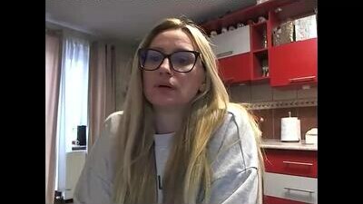 melly_rosey public webcam profile photo 5