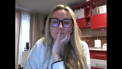 melly_rosey public webcam profile photo 9