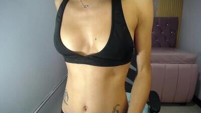 melody11_s public webcam profile photo 10