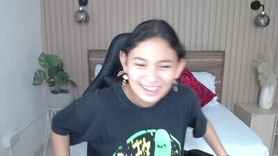 melody_flowers public webcam profile photo 3