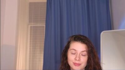 melodykey_x public webcam profile photo 3