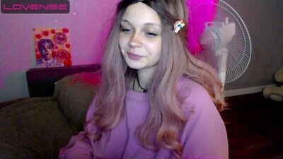 melonipinkbb public webcam profile photo 4