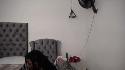 mely_noah public webcam profile photo 5