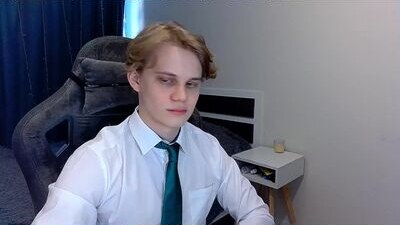 meow_mickey public webcam profile photo 5