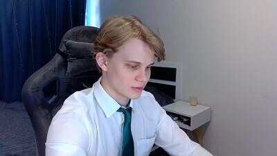 meow_mickey public webcam profile photo 6