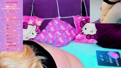 meowkakitty public webcam profile photo 3