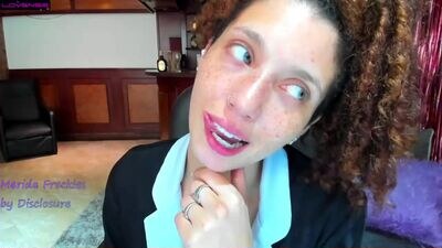 merida__freckles public webcam profile photo 4