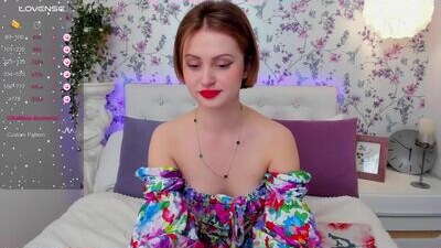 merylew public webcam profile photo 5