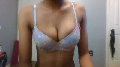mewxia3 public webcam profile photo 4