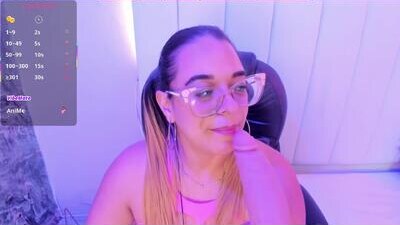 mhonikbelucci public webcam profile photo 6