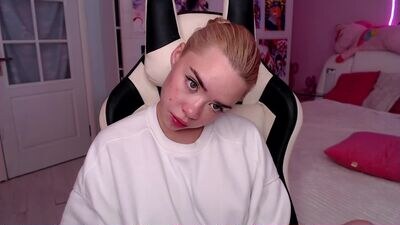 mia__melone public webcam profile photo 3