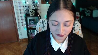 mia_adams_red public webcam profile photo 6