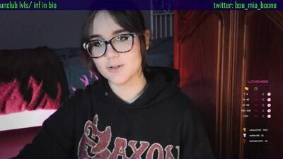 mia_boone public webcam profile photo 10
