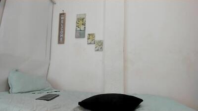 mia_harpers public webcam profile photo 5