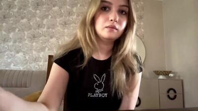 mia_livy public webcam profile photo 2