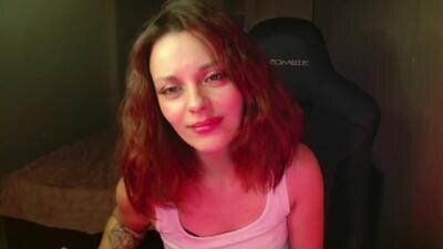 mia_luiza public webcam profile photo 4