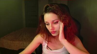 mia_luiza public webcam profile photo 6