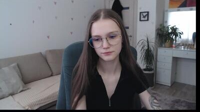 mia_maas public webcam profile photo 8
