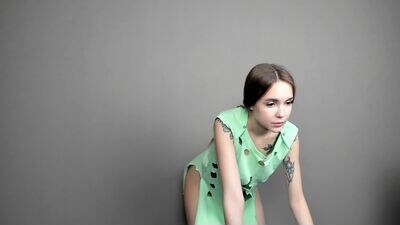 mia_monk public webcam profile photo 3