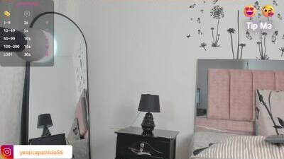 mia_pearls public webcam profile photo 7