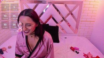 mia_petite18 public webcam profile photo 6