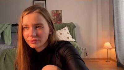 mia_skye1 public webcam profile photo 6
