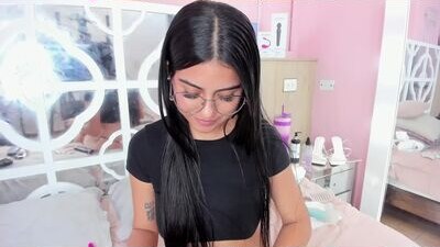 mia_stone7 public webcam profile photo 6