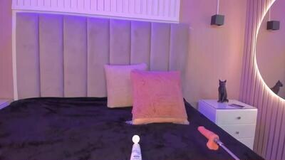 mia_vanegas public webcam profile photo 7
