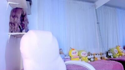 mia_ws public webcam profile photo 4