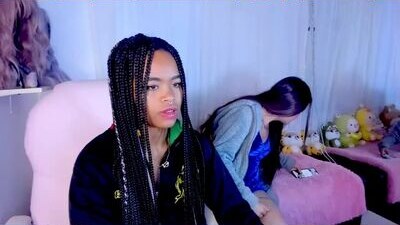 mia_ws public webcam profile photo 9