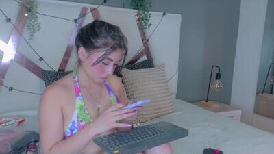 miaanderson__