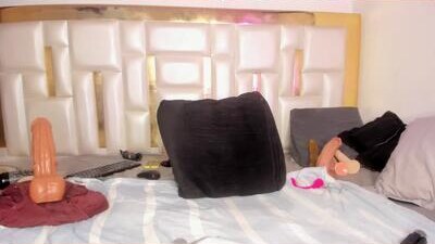 miaaxxx_ public webcam profile photo 10